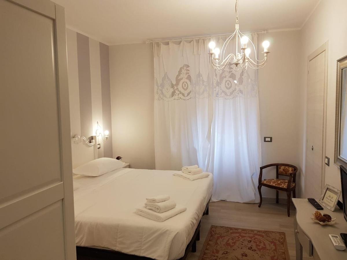 Brezza Marina Bed & Breakfast Marina Di Carrara Luaran gambar